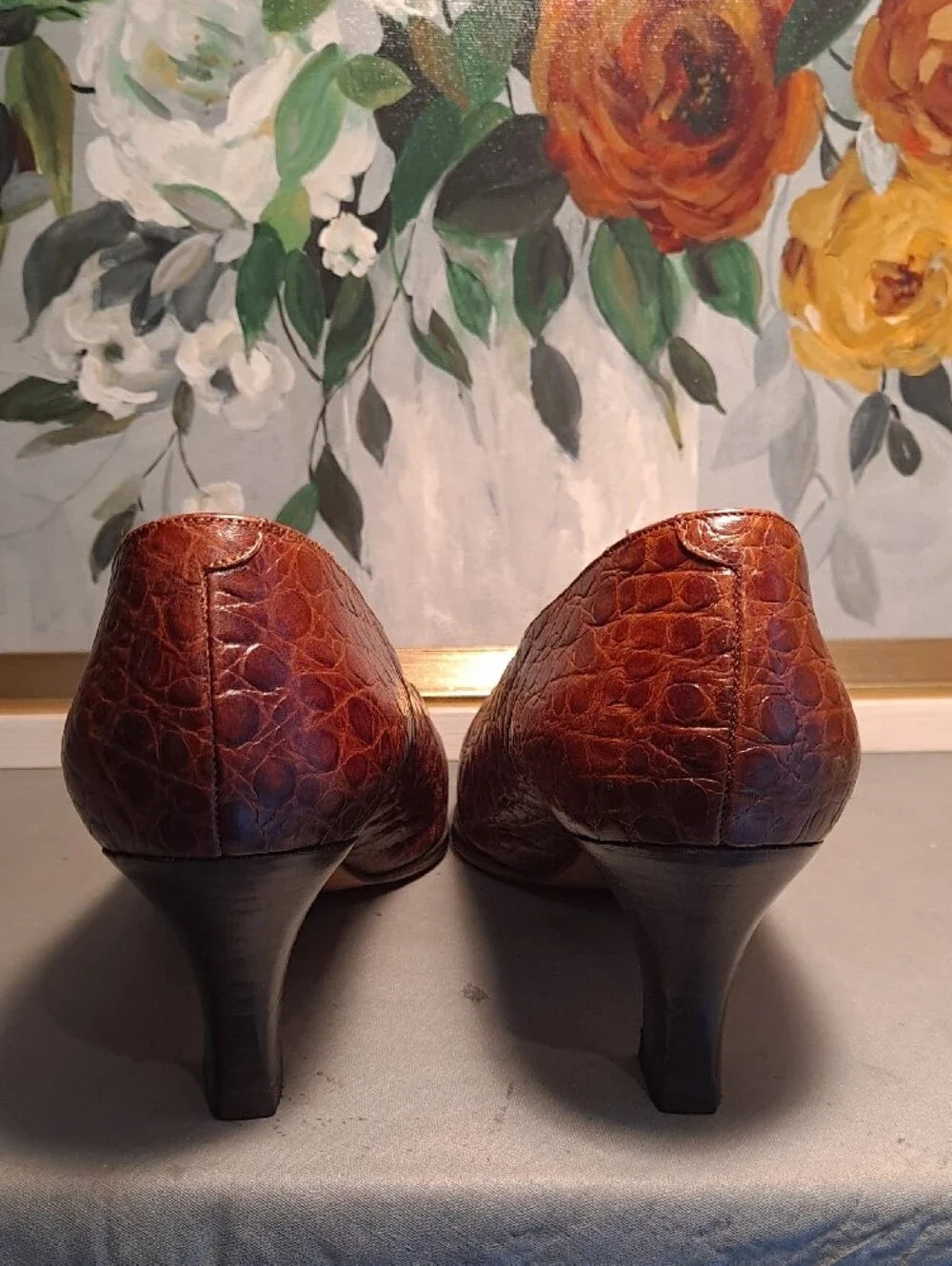 Vintage 70s Alamlfi Rangoni Monica Croc Embossed Brown Leather Pumps 8.5W Rare